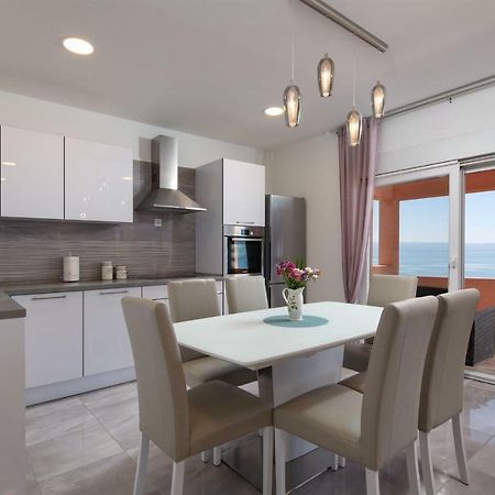 Luxury Apartment Nora Podstrana Eksteriør billede